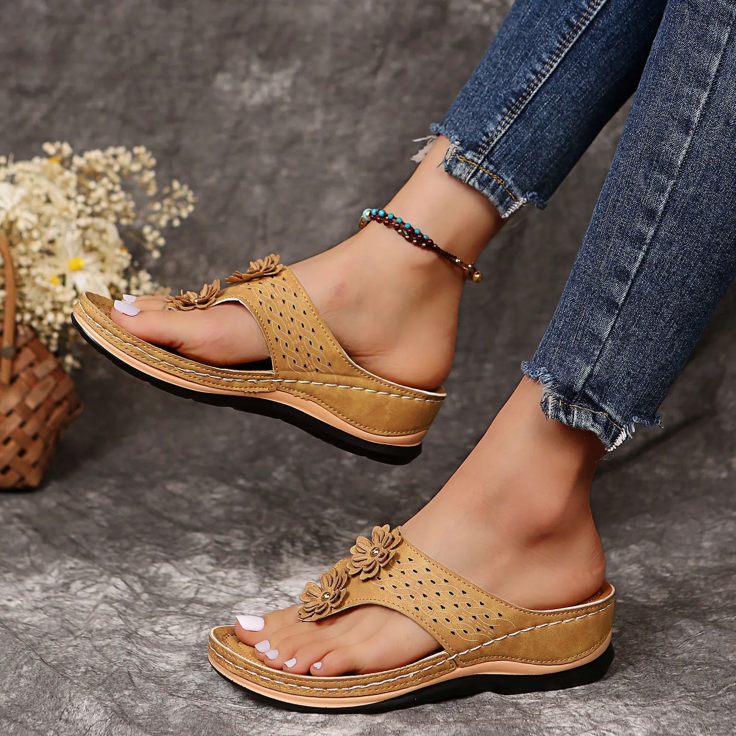 Floral Wedge Sandals for Women – Summer Beach Platform Slippers with Open Toe Design